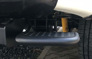 Ein- und ausfahrbare Hopp-Up Hecktrittstufe Ford Ranger