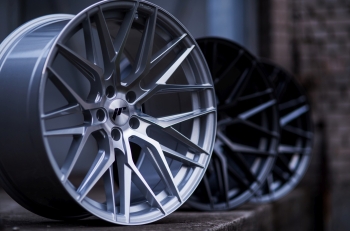 17 Zoll Felgen Felge Japan Racing Wheels JR-28 / Silver
