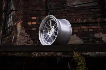 19 Zoll Felgen Felge Japan Racing Wheels JR40 Silver