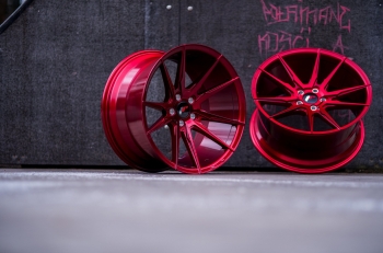 20 Zoll Felgen Felge Japan Racing Wheels JR21 Red