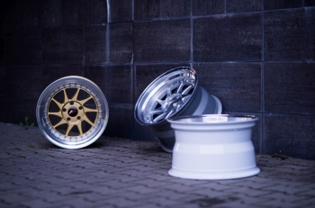 18 Zoll Felgen Felge Japan Racing Wheels JR26 Gold