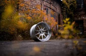 18 Zoll Felgen Felge Japan Racing Wheels JR41 Silver