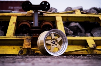 Japan Racing Wheels JR6 Gold