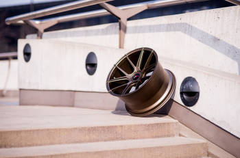 17 Zoll Felgen Felge Japan Racing Wheels JR30 / Black / Silver / Hyper Gray / Bronze